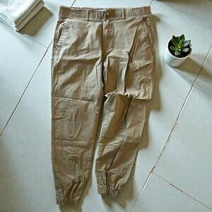 Men’s size 32 cargo jogger pants